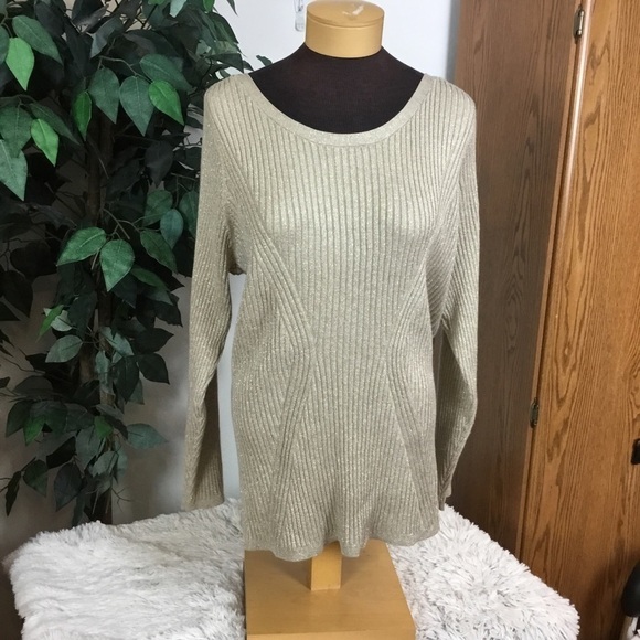 Lane Bryant gold metallic stretchy long sleeve sweater Woman’s 26/28 - Picture 1 of 14